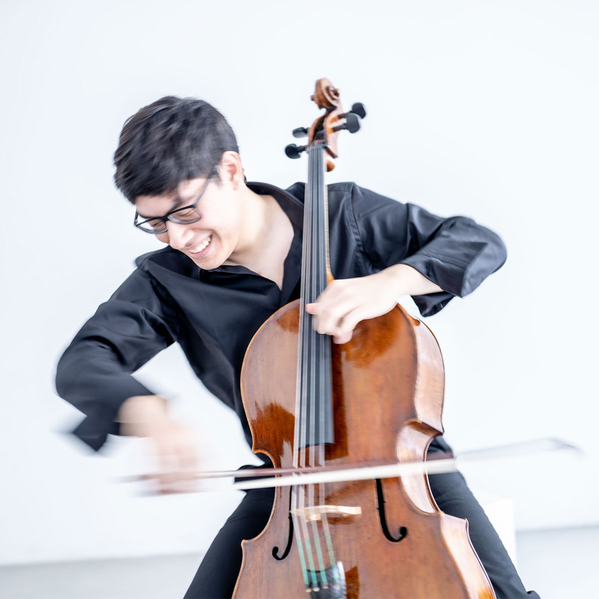Featured cellist Zlatomir Fung