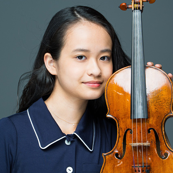 Himari, featured violinist