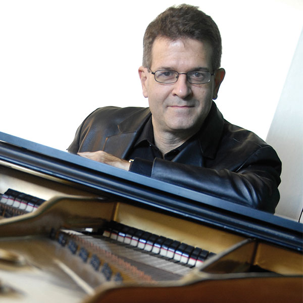 Jonathan Spivey | Associate Piano Faculty